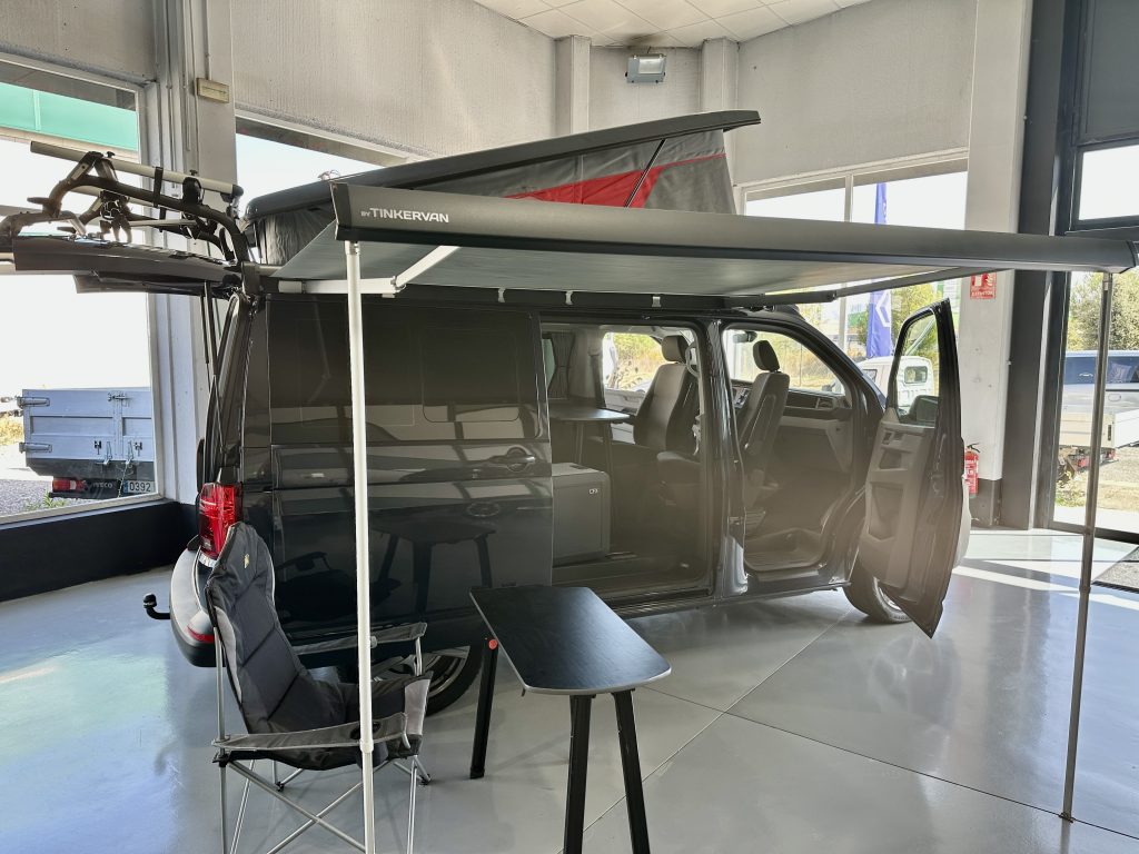 VOLKSWAGEN CARAVELLE T6.1 2.0TDI BMT 150CV M6 ORIGIN «T-BUDDY BY TINKERVAN» PACK VIVIENDA + TECHO SCA 290 / TURISMO - foto 24