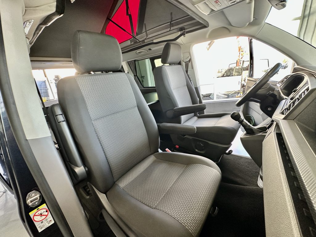 VOLKSWAGEN CARAVELLE T6.1 2.0TDI BMT 150CV M6 ORIGIN «T-BUDDY BY TINKERVAN» PACK VIVIENDA + TECHO SCA 290 / TURISMO - foto 32
