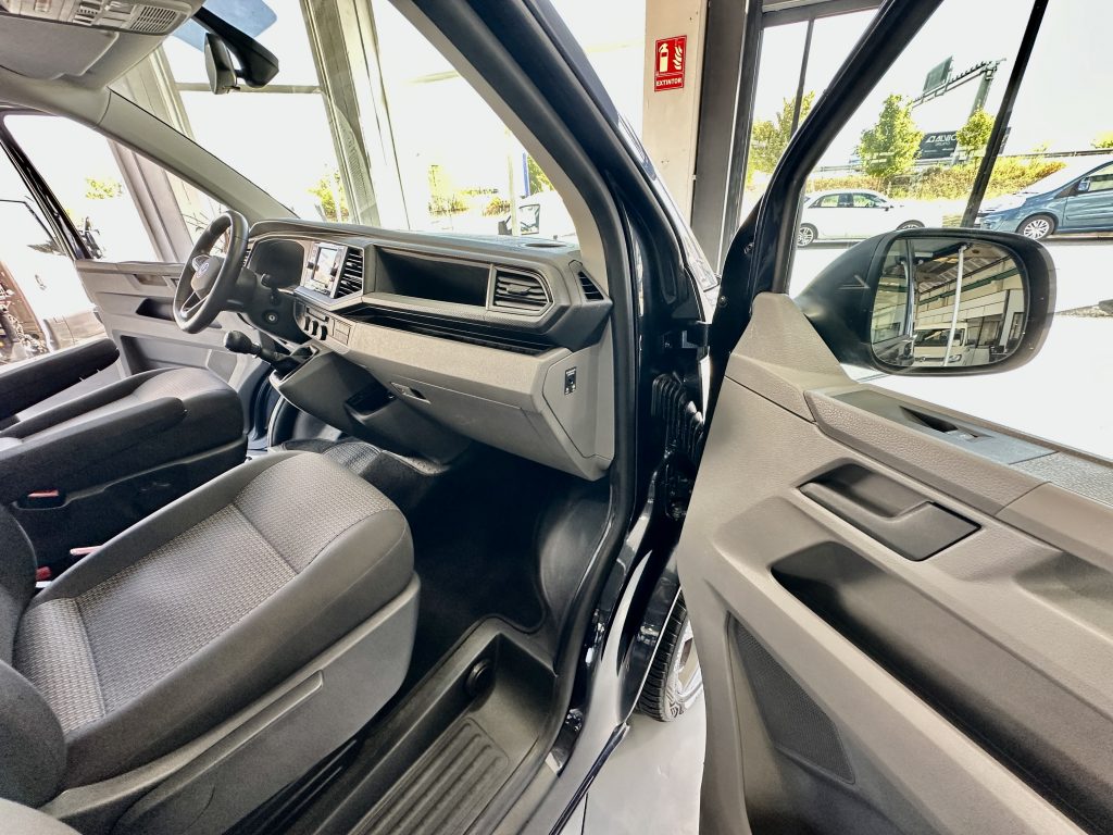 VOLKSWAGEN CARAVELLE T6.1 2.0TDI BMT 150CV M6 ORIGIN «T-BUDDY BY TINKERVAN» PACK VIVIENDA + TECHO SCA 290 / TURISMO - foto 33