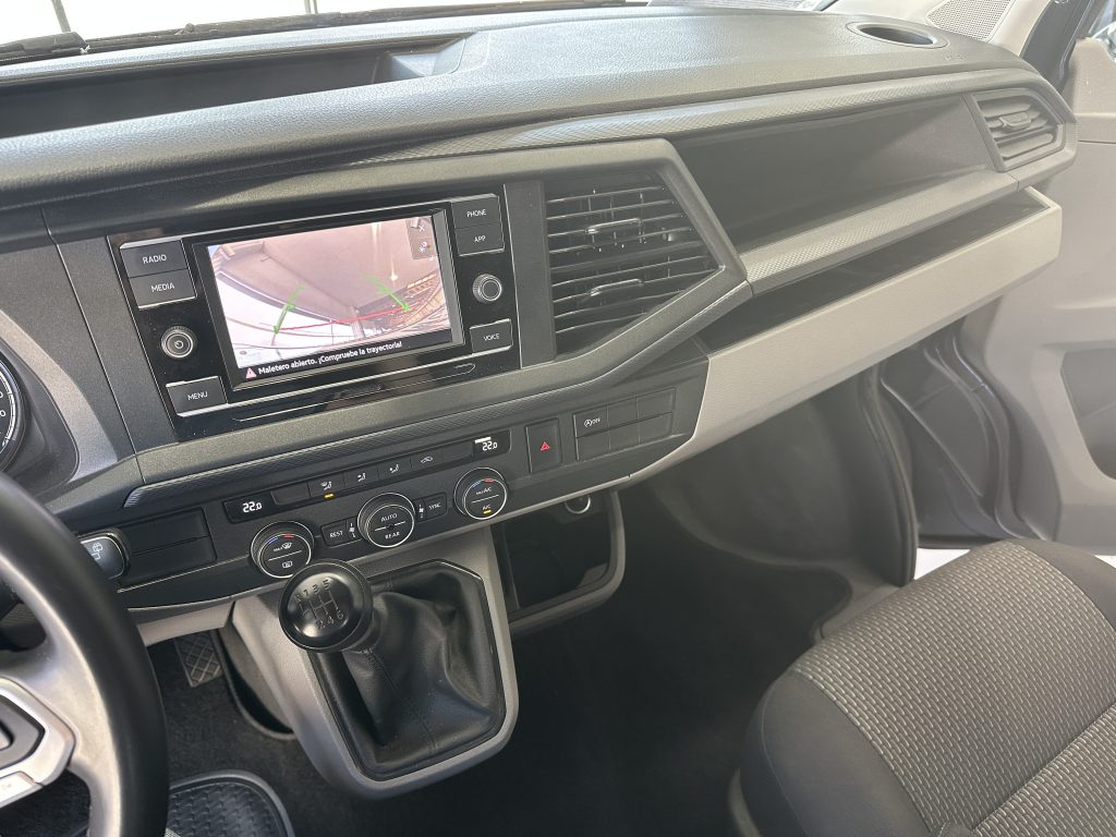 VOLKSWAGEN CARAVELLE T6.1 2.0TDI BMT 150CV M6 ORIGIN «T-BUDDY BY TINKERVAN» PACK VIVIENDA + TECHO SCA 290 / TURISMO - foto 4