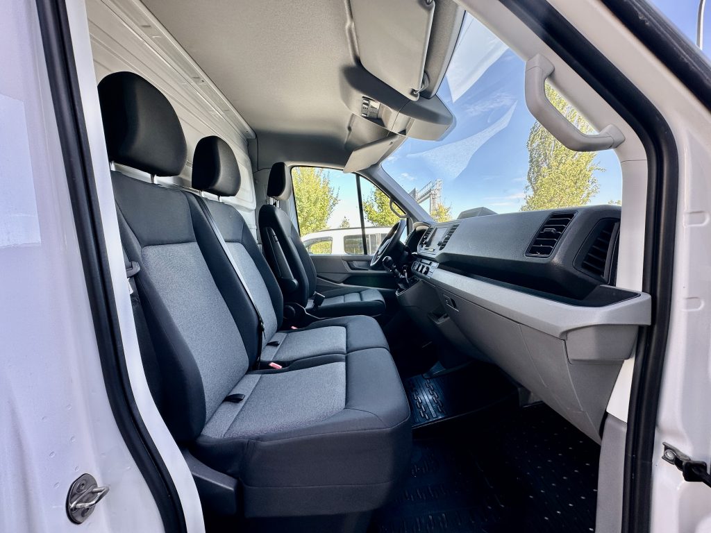 VW CRAFTER 2.0TDI BMT 122CV L4 RWD BOX 35 D. RDA. C/C PAQUETERO 22M CUB 4,30 + PLATAFORMA ZEPRO / CARGA UTIL 505 KG - foto 27