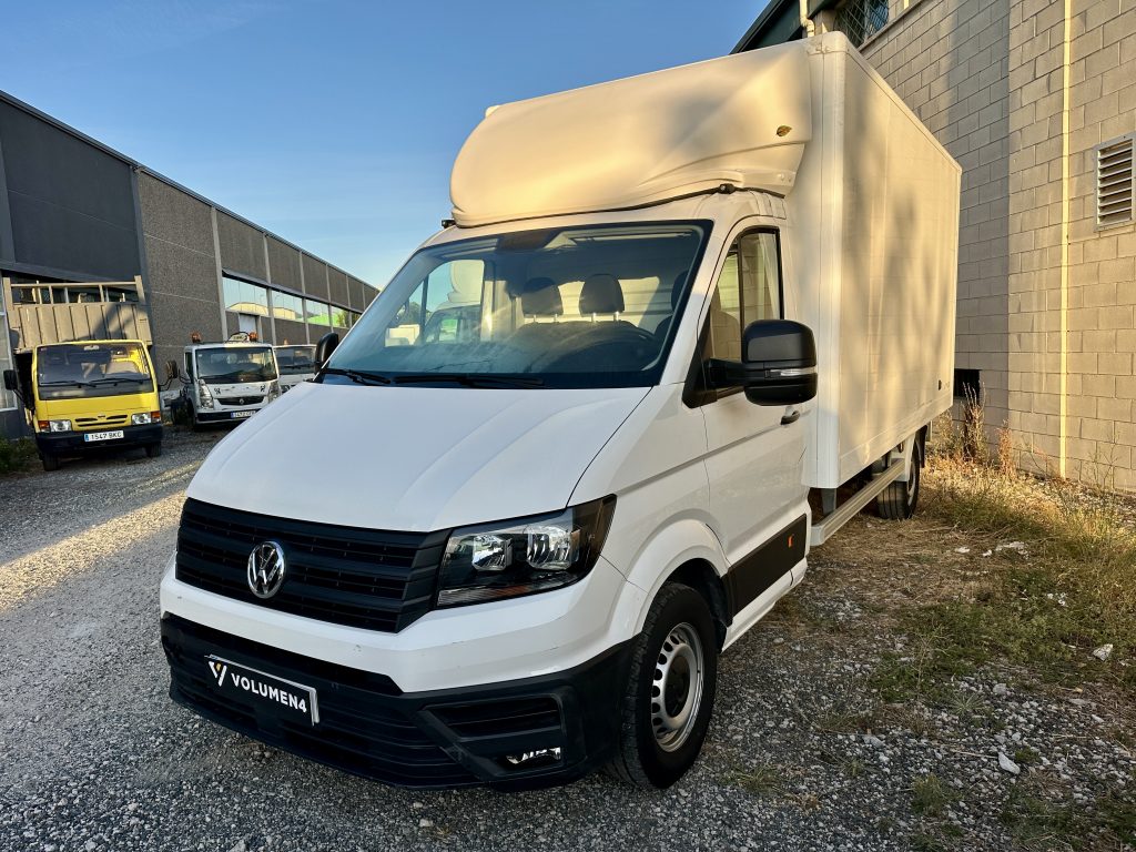 VW CRAFTER 2.0TDI BMT 140CV L4 FWD BOX 35RS C/C PAQUETERO 22M CUB 4,30×2,30 / CARGA UTIL 795 KG - foto 10