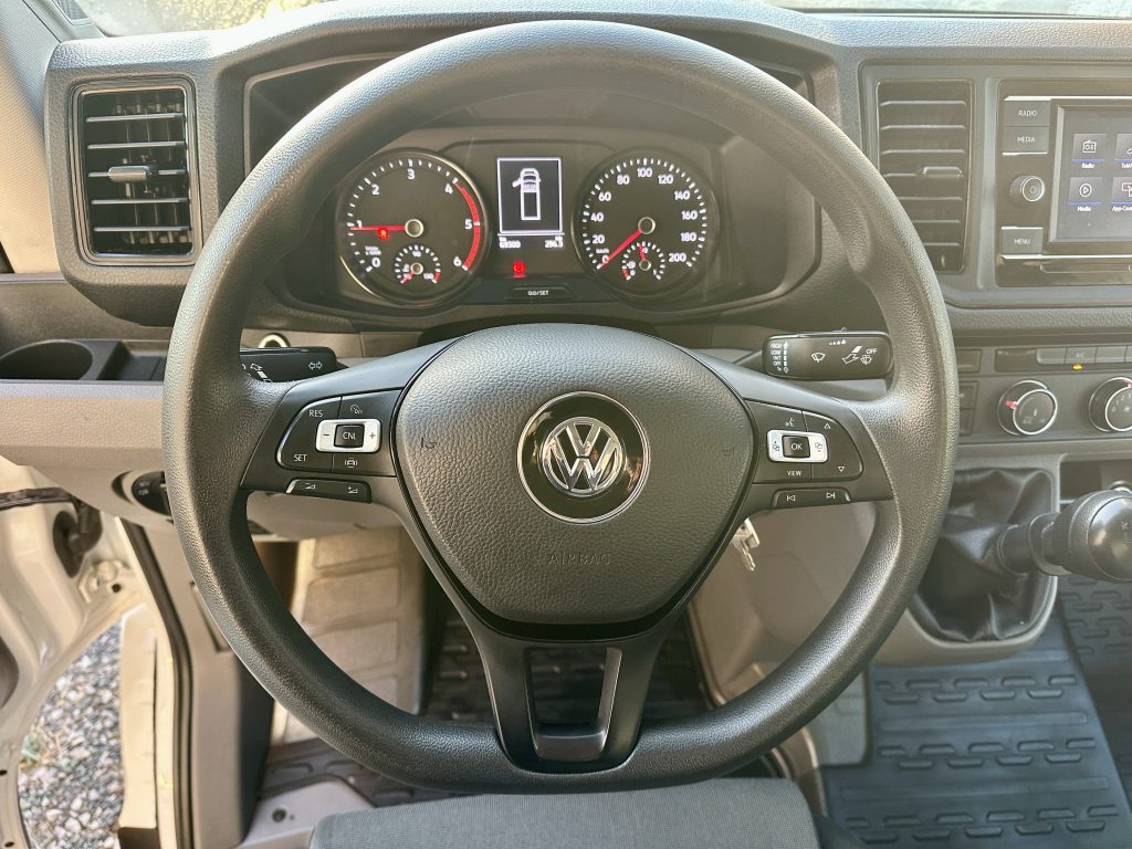 VW CRAFTER 2.0TDI BMT 140CV L4 FWD BOX 35RS C/C PAQUETERO 22M CUB 4,30×2,30 / CARGA UTIL 795 KG - foto 7