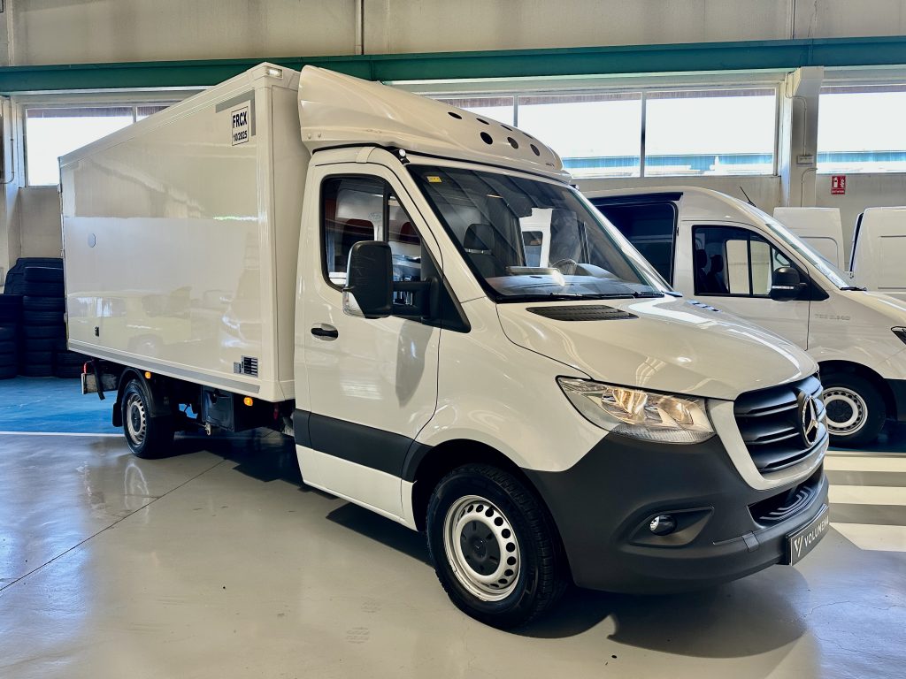 MERCEDES BENZ SPRINTER 314CDI 2.2CDI BlueTEC 140CV M6 FWD C/C ISOTERMO + FRIO TK 0 MANTENIM. / 3.500KG - foto 6