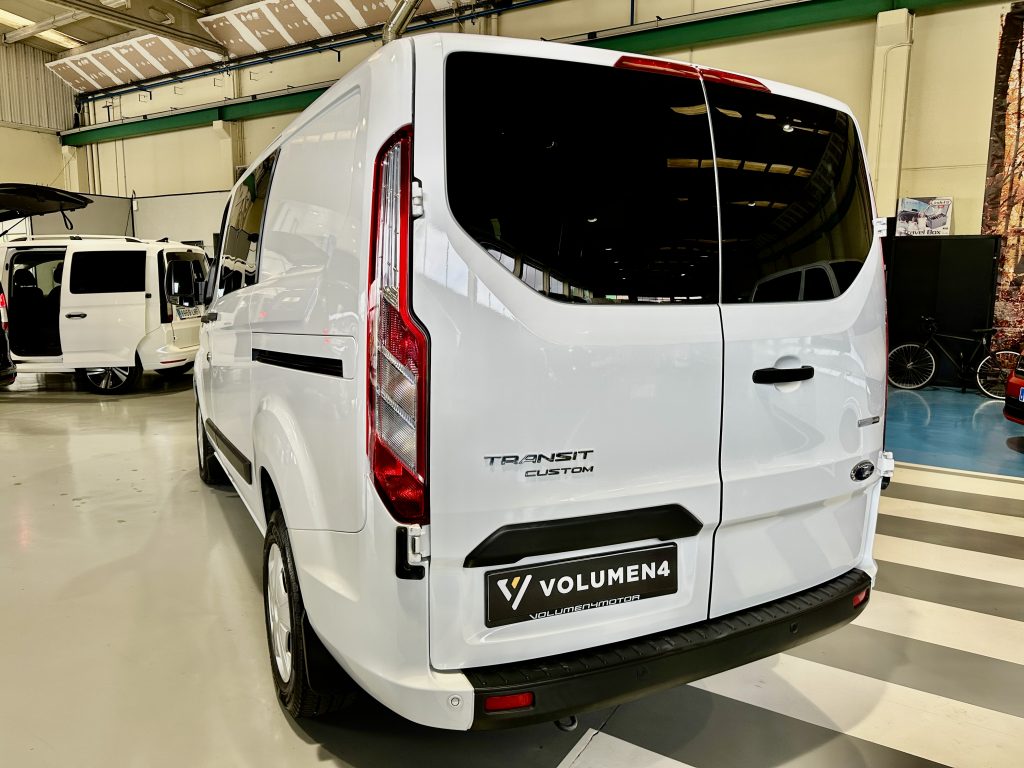 FORD TRANSIT CUSTOM 2.0TDCI ECOBLUE 105CV TREND L1 CORTA + DOBLE PTA. LAT. + EXTRAS / M1 TURISMO - foto 4