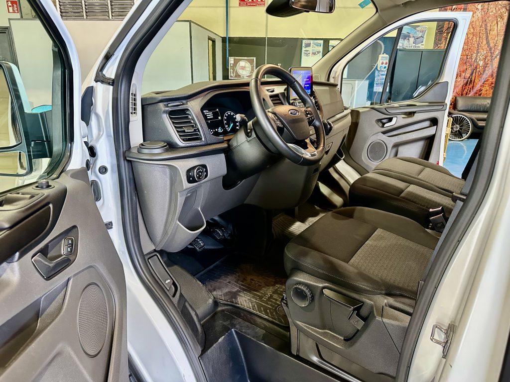 FORD TRANSIT CUSTOM 2.0TDCI ECOBLUE 105CV TREND L1 CORTA + DOBLE PTA. LAT. + EXTRAS / M1 TURISMO - foto 16