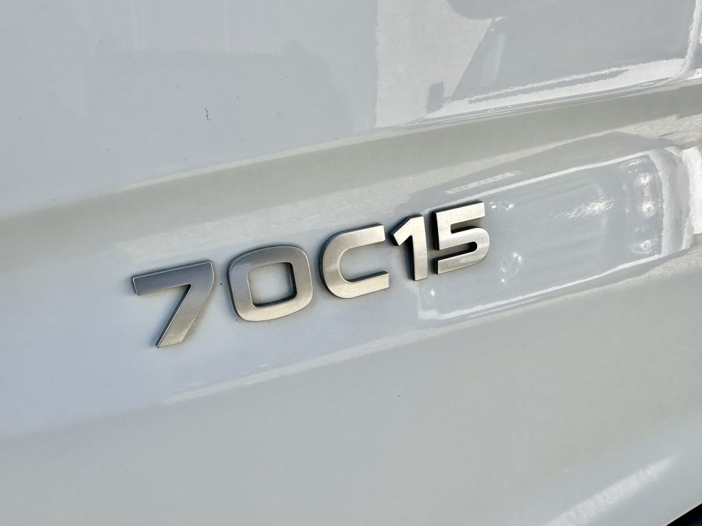IVECO DAILY 70C15 3.0D 145CV 6V 3.750 D. EJES CAJA TAUTLINER 4,20×2,30 19,3m3/ 7.000 KG - foto 16
