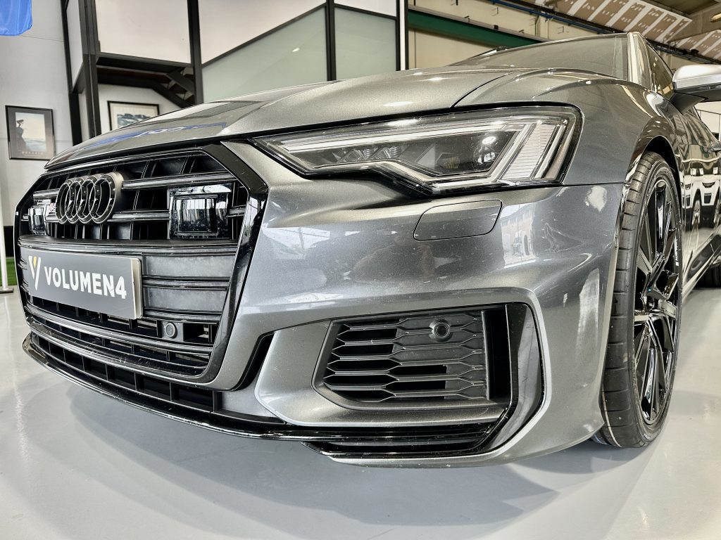 AUDI S6 AVANT TDI 349CV QUATTRO TIPTRONIC HIBRIDO FULL EQ. NEUMATICA MATRIX / GRIS DAYTONA - foto 14
