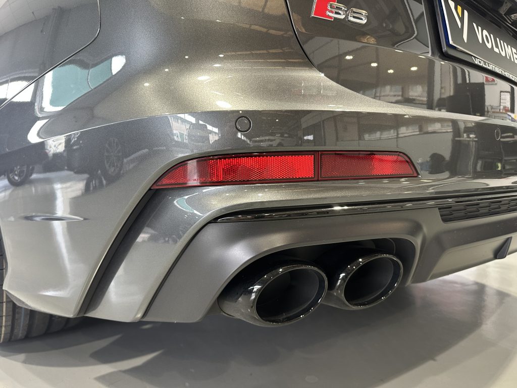 AUDI S6 AVANT TDI 349CV QUATTRO TIPTRONIC HIBRIDO FULL EQ. NEUMATICA MATRIX / GRIS DAYTONA - foto 16