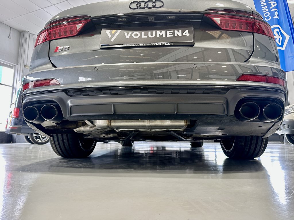 AUDI S6 AVANT TDI 349CV QUATTRO TIPTRONIC HIBRIDO FULL EQ. NEUMATICA MATRIX / GRIS DAYTONA - foto 17