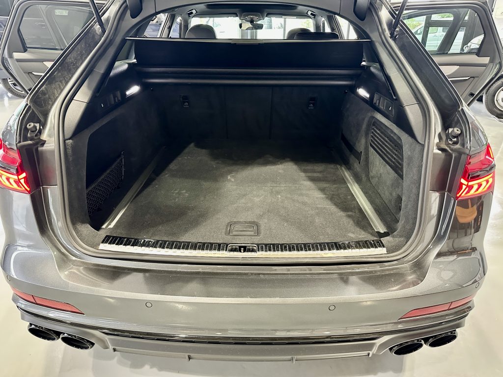 AUDI S6 AVANT TDI 349CV QUATTRO TIPTRONIC HIBRIDO FULL EQ. NEUMATICA MATRIX / GRIS DAYTONA - foto 21