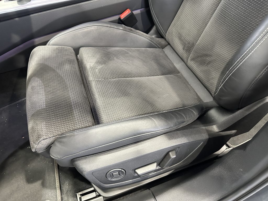 AUDI S6 AVANT TDI 349CV QUATTRO TIPTRONIC HIBRIDO FULL EQ. NEUMATICA MATRIX / GRIS DAYTONA - foto 25