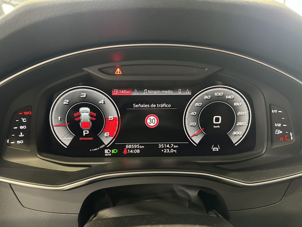 AUDI S6 AVANT TDI 349CV QUATTRO TIPTRONIC HIBRIDO FULL EQ. NEUMATICA MATRIX / GRIS DAYTONA - foto 27