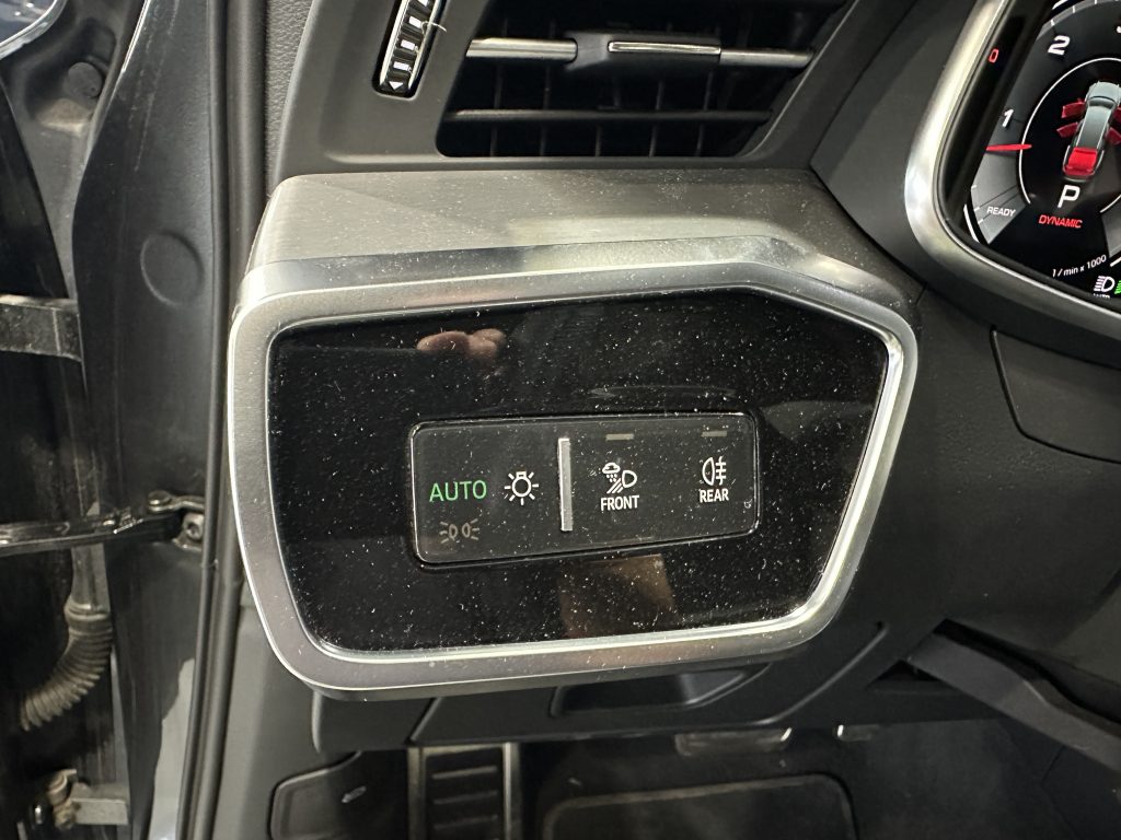 AUDI S6 AVANT TDI 349CV QUATTRO TIPTRONIC HIBRIDO FULL EQ. NEUMATICA MATRIX / GRIS DAYTONA - foto 31