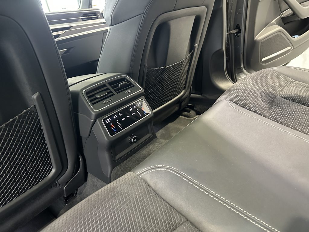 AUDI S6 AVANT TDI 349CV QUATTRO TIPTRONIC HIBRIDO FULL EQ. NEUMATICA MATRIX / GRIS DAYTONA - foto 38