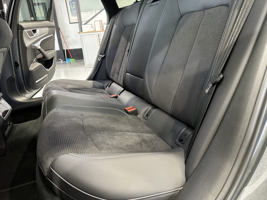 AUDI S6 AVANT TDI 349CV QUATTRO TIPTRONIC HIBRIDO FULL EQ. NEUMATICA MATRIX / GRIS DAYTONA - foto 39