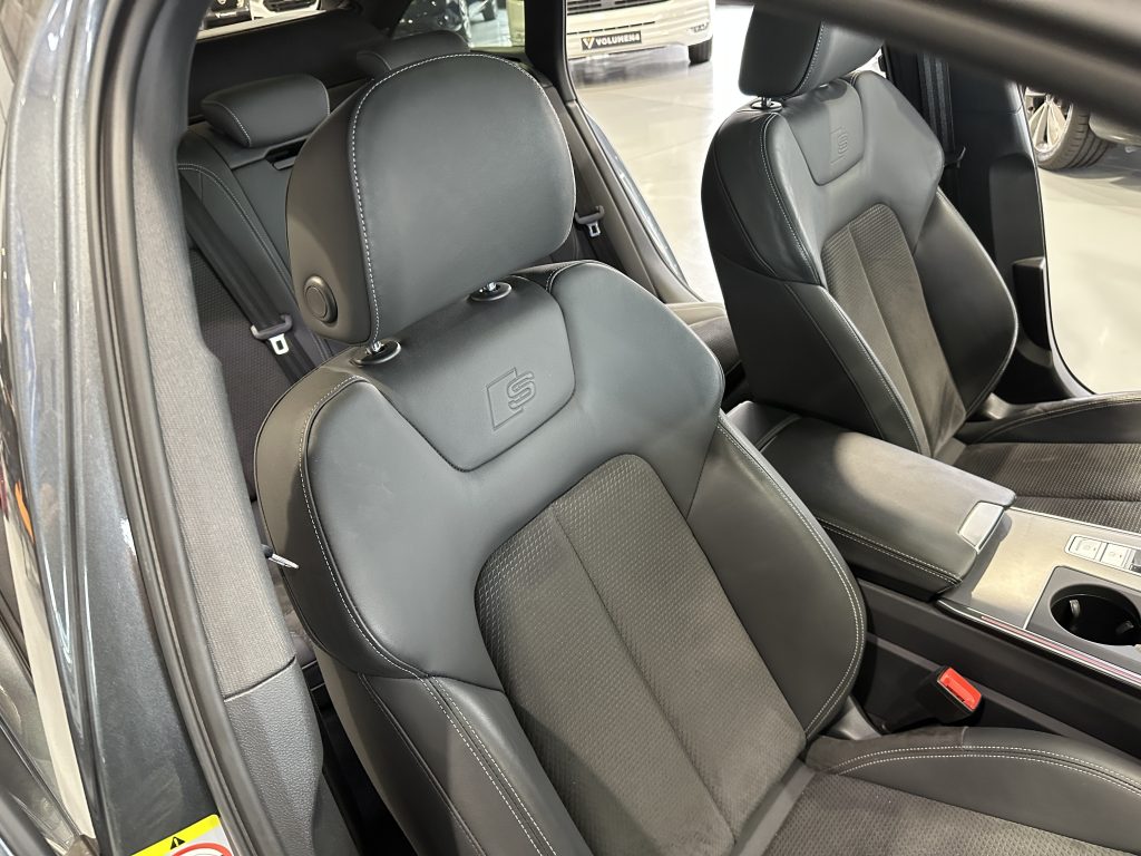 AUDI S6 AVANT TDI 349CV QUATTRO TIPTRONIC HIBRIDO FULL EQ. NEUMATICA MATRIX / GRIS DAYTONA - foto 44