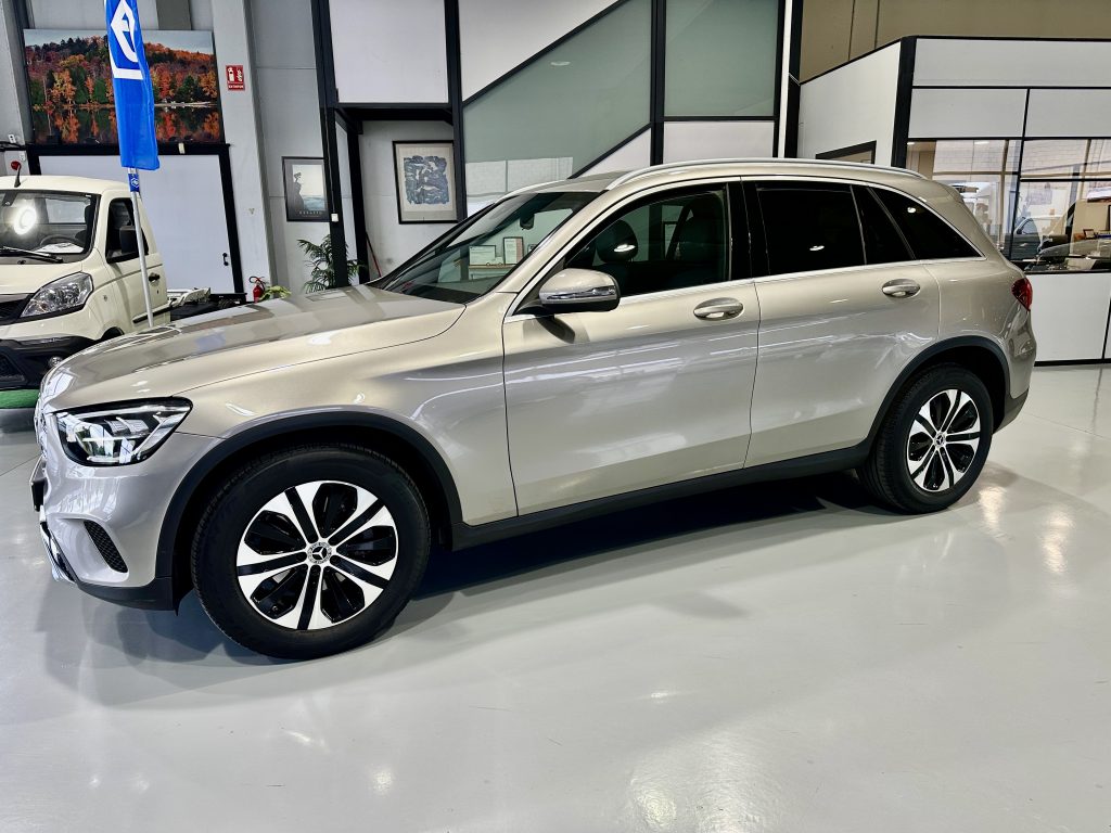 MERCEDES BENZ GLC 200CDI 165CV 4MATIC 9GTRONIC 5PL + EXTRAS / BEIGE M - foto 3