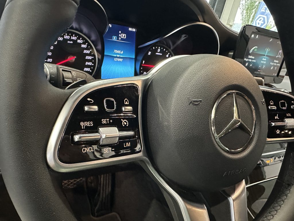 MERCEDES BENZ GLC 200CDI 165CV 4MATIC 9GTRONIC 5PL + EXTRAS / BEIGE M - foto 23
