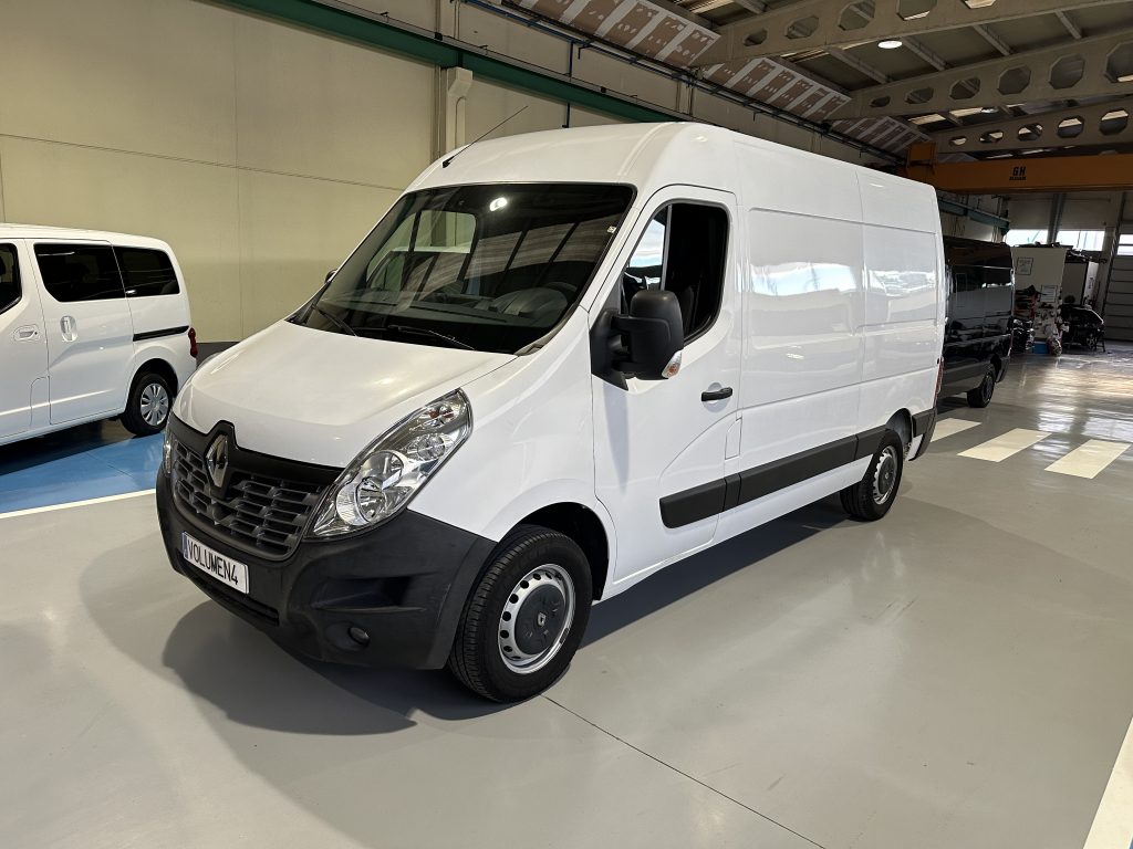 RENAULT MASTER 2.3 CDTI 130CV FWD FURGON 10,8M L2H2 CONFORT + EXTRAS / 3.500 KG - foto 1