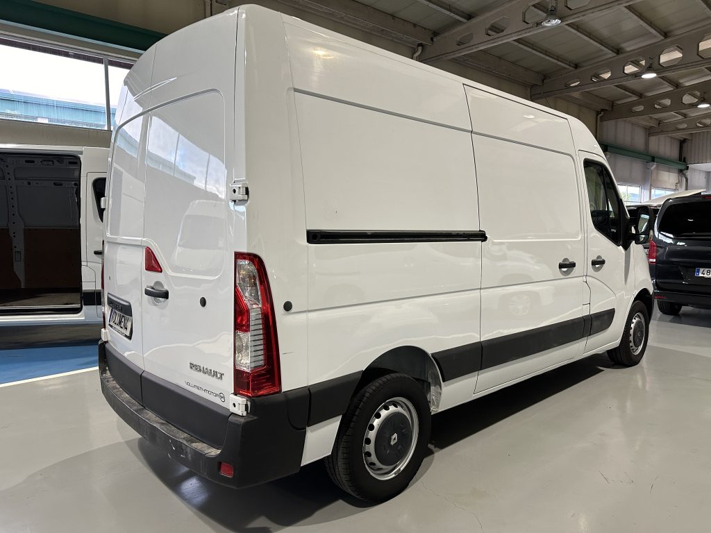 RENAULT MASTER 2.3 CDTI 130CV FWD FURGON 10,8M L2H2 CONFORT + EXTRAS / 3.500 KG - foto 7