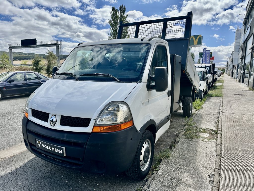 RENAULT MASTER 2.3DCI 120CV 6 VEL. FWD CH/CB L4 RUEDA SIMPLE 3.500 KG BASCULANTE + CAJON / CARGA UTIL 1.065 KG - foto 1
