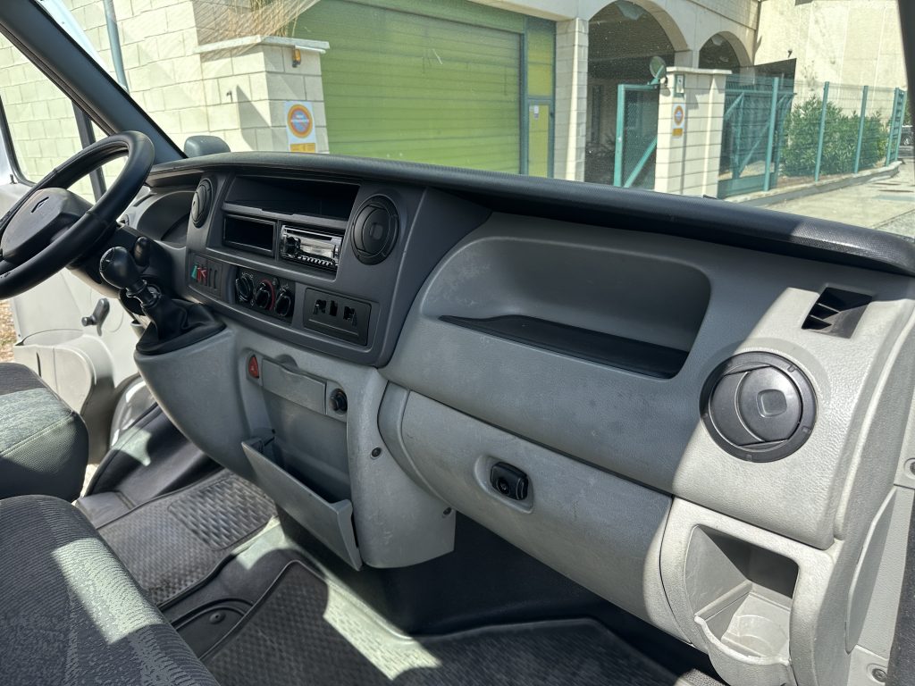 RENAULT MASTER 2.3DCI 120CV 6 VEL. FWD CH/CB L4 RUEDA SIMPLE 3.500 KG BASCULANTE + CAJON / CARGA UTIL 1.065 KG - foto 17