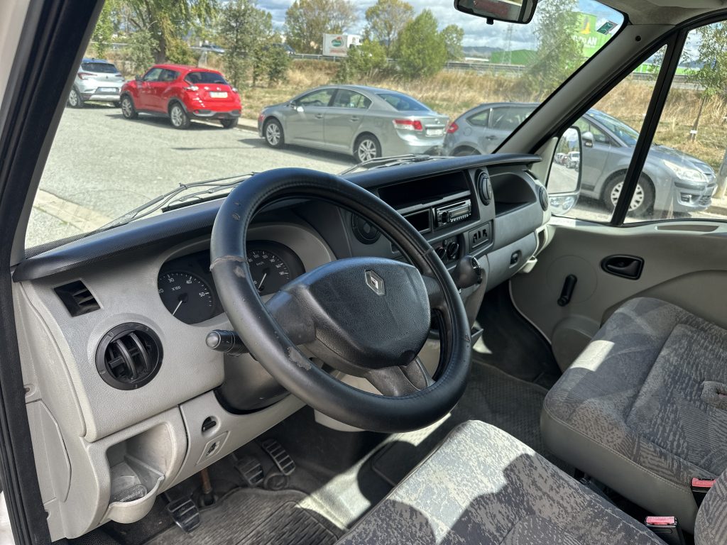 RENAULT MASTER 2.3DCI 120CV 6 VEL. FWD CH/CB L4 RUEDA SIMPLE 3.500 KG BASCULANTE + CAJON / CARGA UTIL 1.065 KG - foto 23