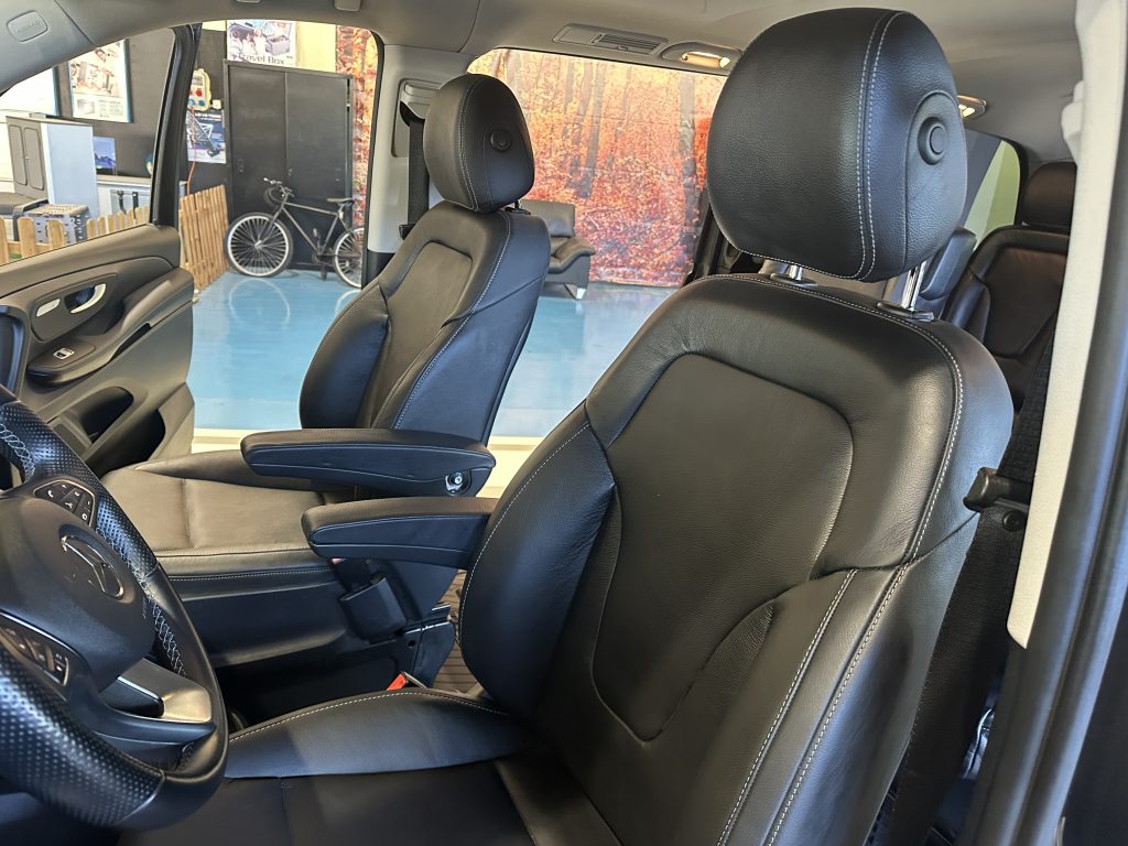 MB V220d 163CV 9GTRONIC LARGA SEMINUEVO PAQ EXCLUSIVE 7 PL CUERO + EXTRAS / TURISMO - foto 13