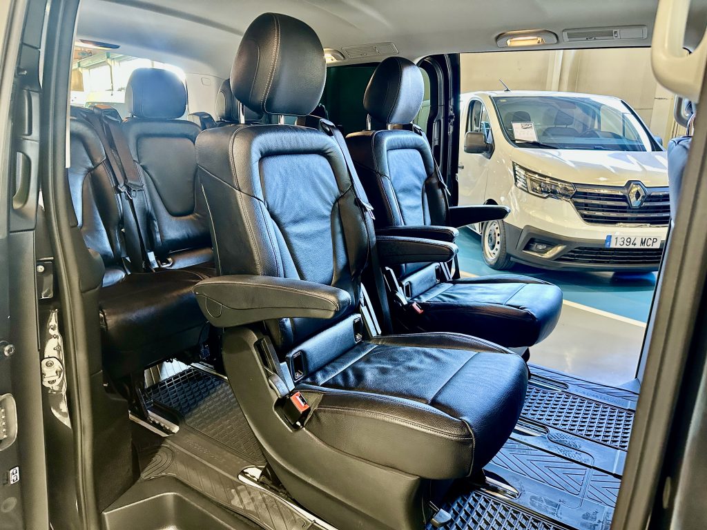 MB V220d 163CV 9GTRONIC LARGA SEMINUEVO PAQ EXCLUSIVE 7 PL CUERO + EXTRAS / TURISMO - foto 16