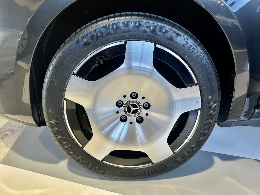 MB V220d 163CV 9GTRONIC LARGA SEMINUEVO PAQ EXCLUSIVE 7 PL CUERO + EXTRAS / TURISMO - foto 17