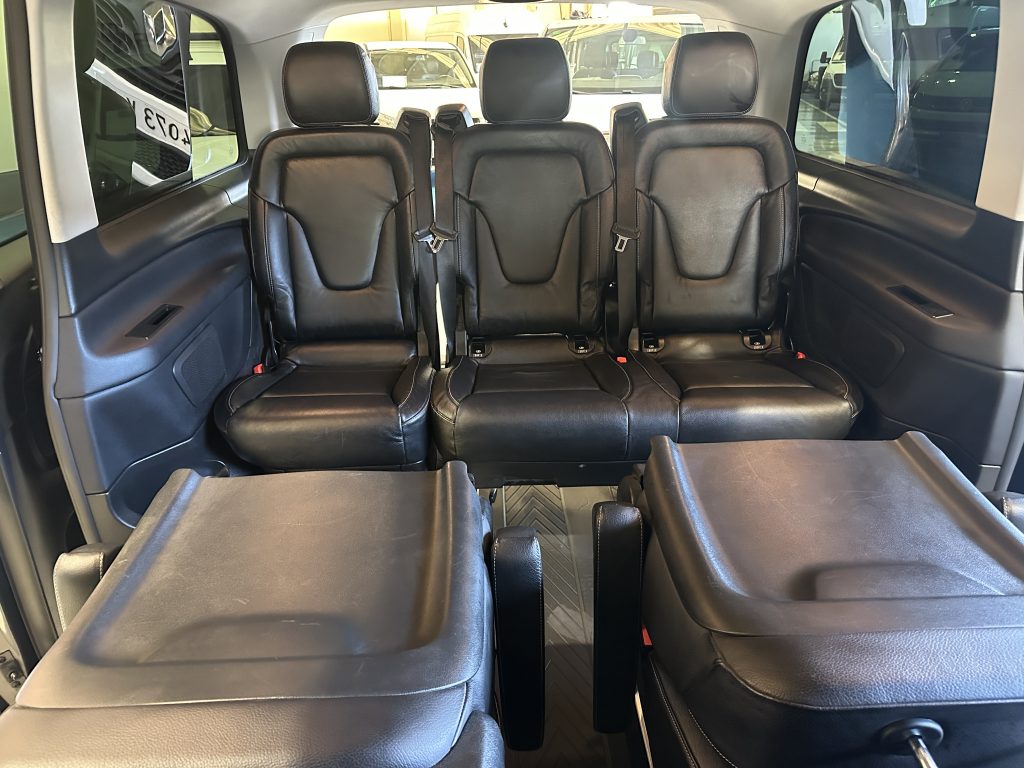 MB V220d 163CV 9GTRONIC LARGA SEMINUEVO PAQ EXCLUSIVE 7 PL CUERO + EXTRAS / TURISMO - foto 26