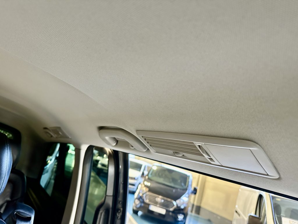 MB V220d 163CV 9GTRONIC LARGA SEMINUEVO PAQ EXCLUSIVE 7 PL CUERO + EXTRAS / TURISMO - foto 47