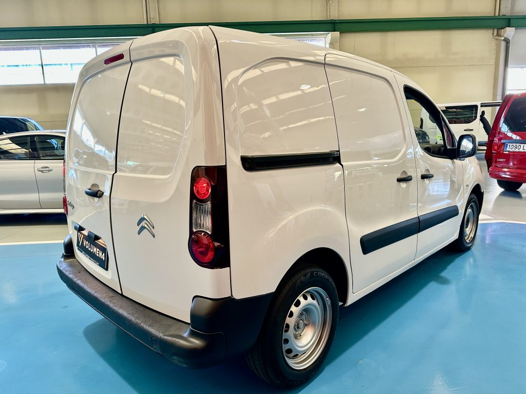 CITROEN BERLINGO 1.6BLUEHDi 100CV FURGON CONFORT L1 PTA LATERAL + EXTRAS - foto 6