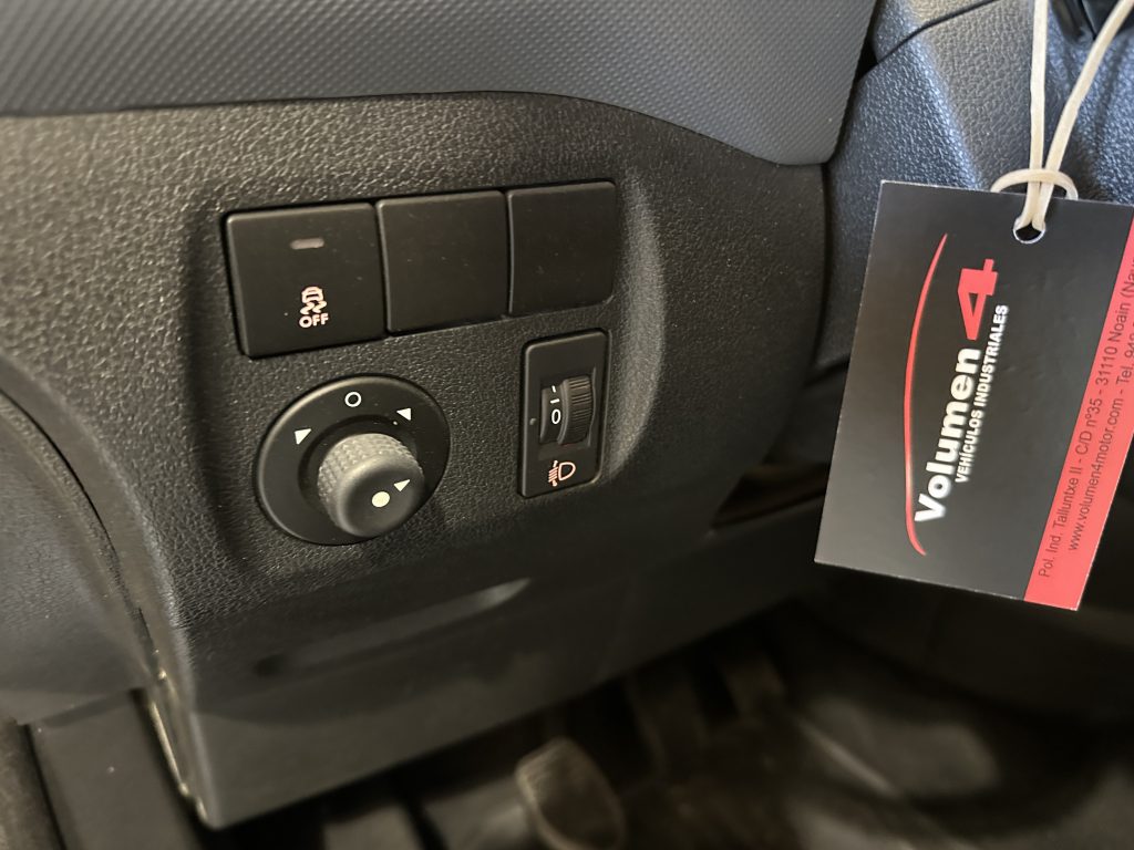 CITROEN BERLINGO 1.6BLUEHDi 100CV FURGON CONFORT L1 PTA LATERAL + EXTRAS - foto 11