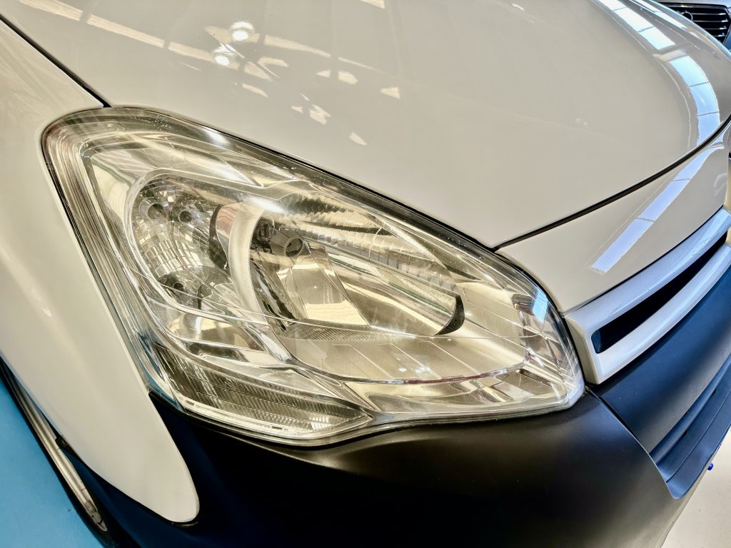 CITROEN BERLINGO 1.6BLUEHDi 100CV FURGON CONFORT L1 PTA LATERAL + EXTRAS - foto 17
