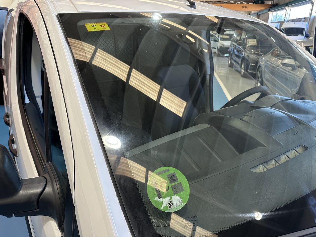 CITROEN BERLINGO 1.6BLUEHDi 100CV FURGON CONFORT L1 PTA LATERAL + EXTRAS - foto 18