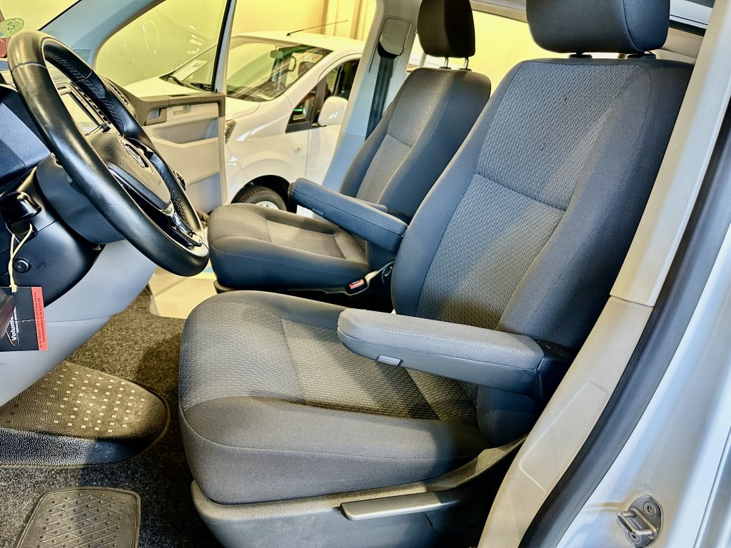 VW CARAVELLE 2.0TDI BMT 114CV TRENDLINE «T-BUDDY BY TINKERVAN» PACK VIVIENDA + TECHO SCA 194 - foto 24