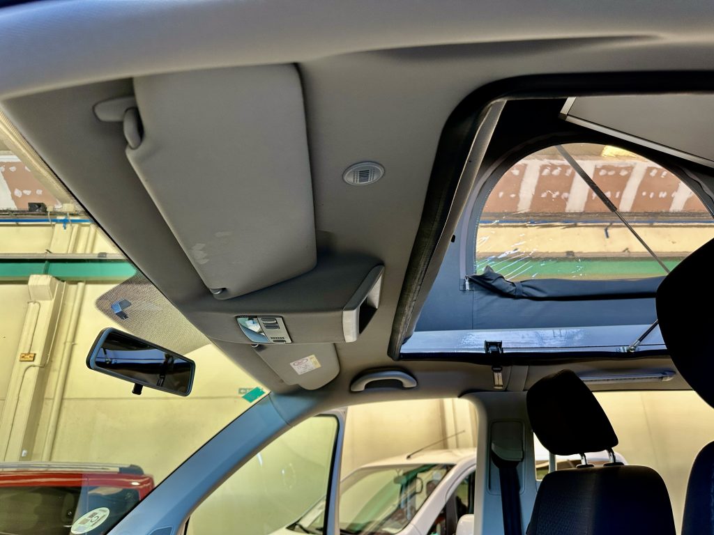 VW CARAVELLE 2.0TDI BMT 114CV TRENDLINE «T-BUDDY BY TINKERVAN» PACK VIVIENDA + TECHO SCA 194 - foto 28