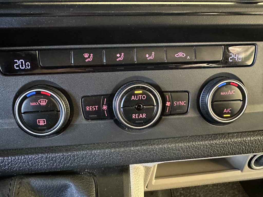 VW CARAVELLE 2.0TDI BMT 114CV TRENDLINE «T-BUDDY BY TINKERVAN» PACK VIVIENDA + TECHO SCA 194 - foto 31