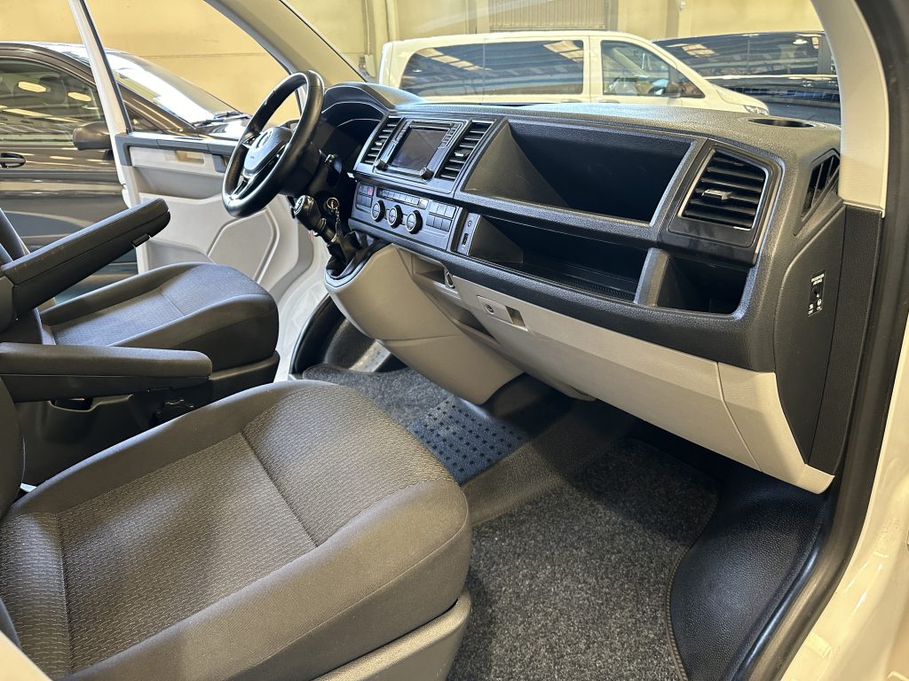 VW CARAVELLE 2.0TDI BMT 114CV TRENDLINE «T-BUDDY BY TINKERVAN» PACK VIVIENDA + TECHO SCA 194 - foto 33
