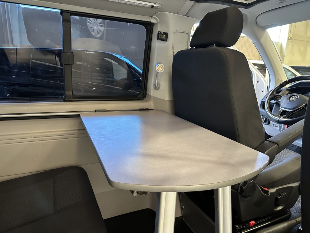 VW CARAVELLE 2.0TDI BMT 114CV TRENDLINE «T-BUDDY BY TINKERVAN» PACK VIVIENDA + TECHO SCA 194 - foto 39