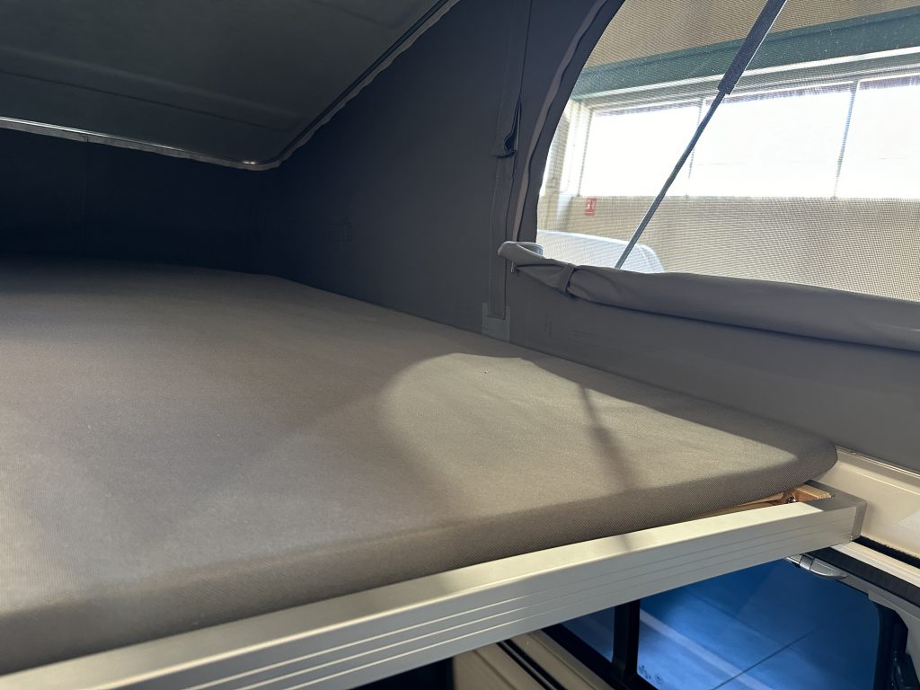 VW CARAVELLE 2.0TDI BMT 114CV TRENDLINE «T-BUDDY BY TINKERVAN» PACK VIVIENDA + TECHO SCA 194 - foto 52