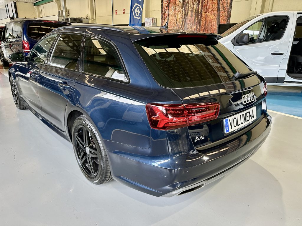 AUDI A6 2.0TDI ULTRA 190CV STRONIC-7 AVANT SLINE + TECHO FULL EQUIPE / AZUL FIRMAMENTO - foto 56