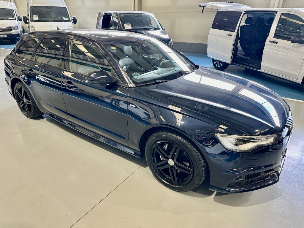AUDI A6 2.0TDI ULTRA 190CV STRONIC-7 AVANT SLINE + TECHO FULL EQUIPE / AZUL FIRMAMENTO - foto 60