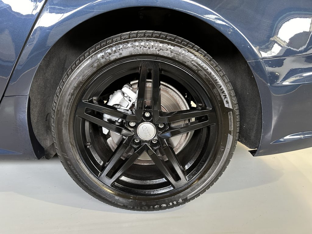 AUDI A6 2.0TDI ULTRA 190CV STRONIC-7 AVANT SLINE + TECHO FULL EQUIPE / AZUL FIRMAMENTO - foto 31