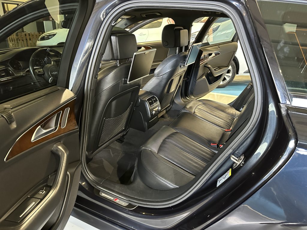 AUDI A6 2.0TDI ULTRA 190CV STRONIC-7 AVANT SLINE + TECHO FULL EQUIPE / AZUL FIRMAMENTO - foto 27