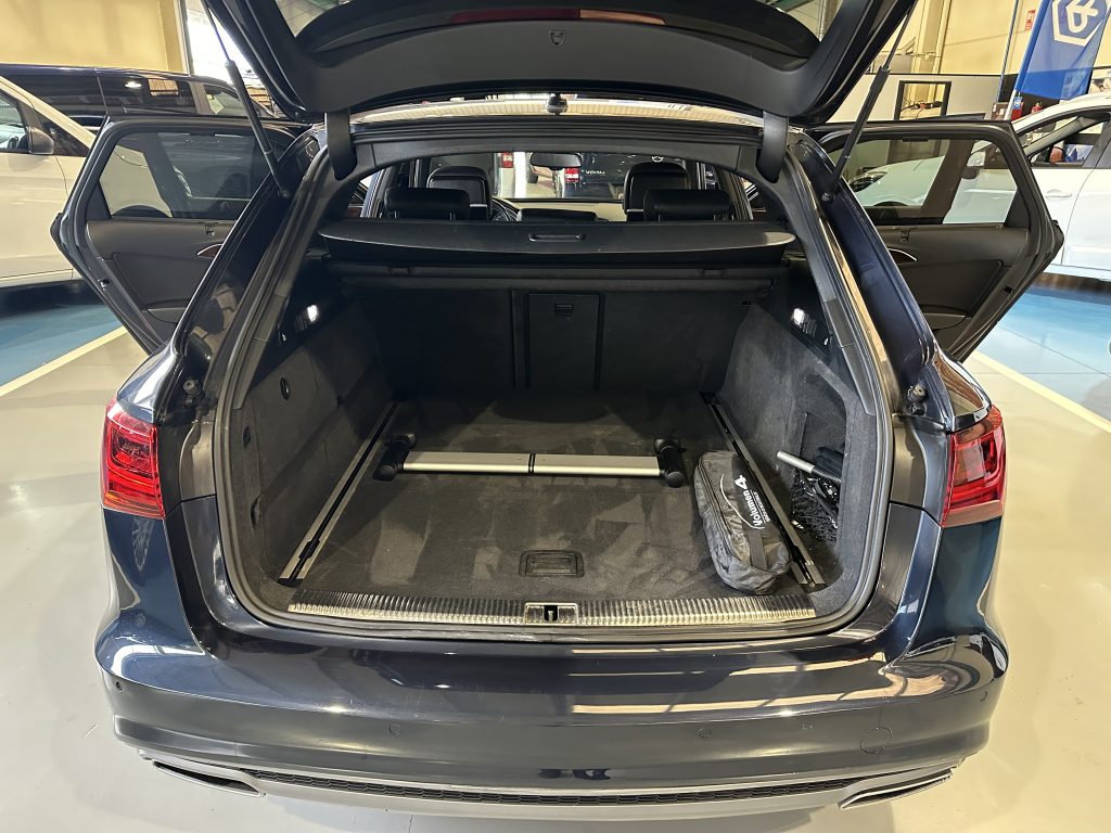 AUDI A6 2.0TDI ULTRA 190CV STRONIC-7 AVANT SLINE + TECHO FULL EQUIPE / AZUL FIRMAMENTO - foto 28