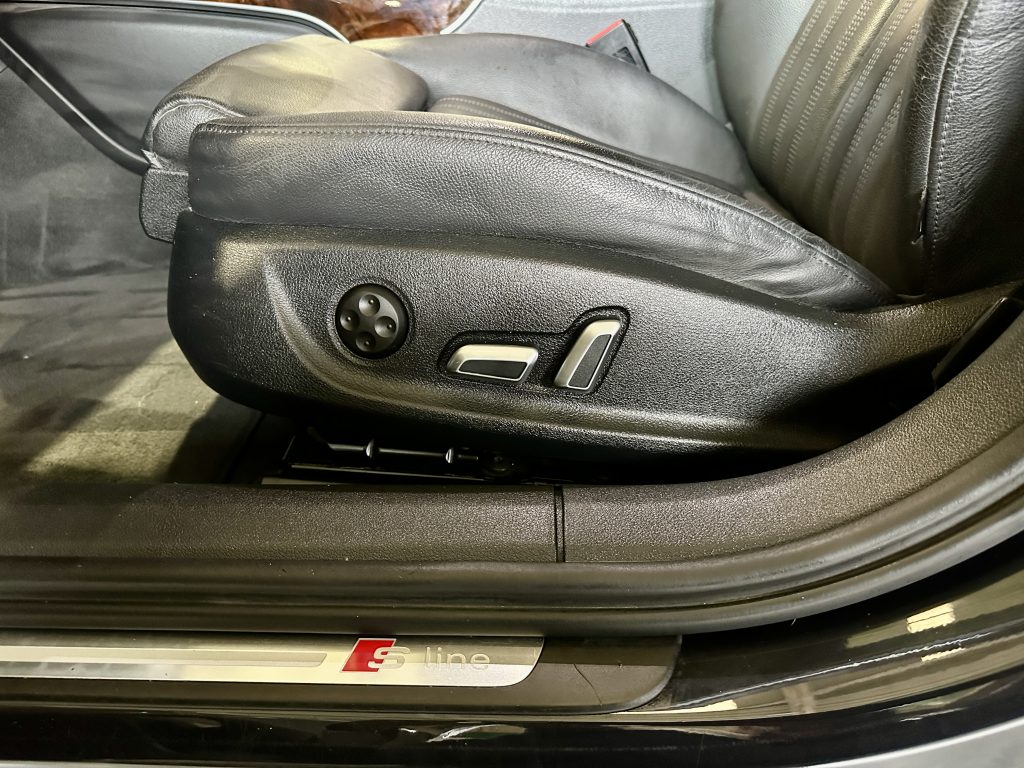 AUDI A6 2.0TDI ULTRA 190CV STRONIC-7 AVANT SLINE + TECHO  FULL EQUIPE / AZUL FIRMAMENTO - foto 3