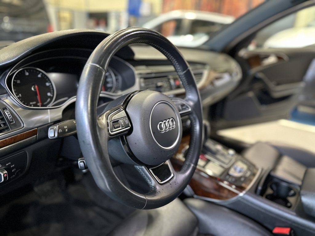 AUDI A6 2.0TDI ULTRA 190CV STRONIC-7 AVANT SLINE + TECHO  FULL EQUIPE / AZUL FIRMAMENTO - foto 5